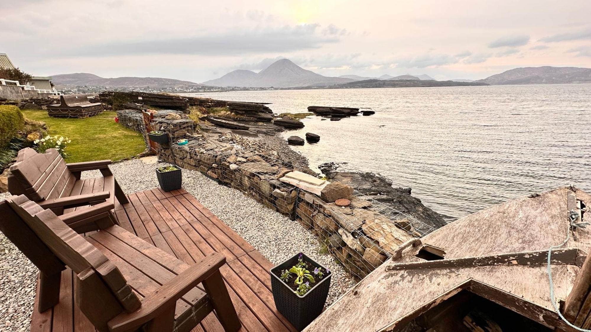 Carnmhor, Isle Of Skye - Stunning 242 Year Old Cottage On Its Own Sea Shore! Breakish Exteriér fotografie