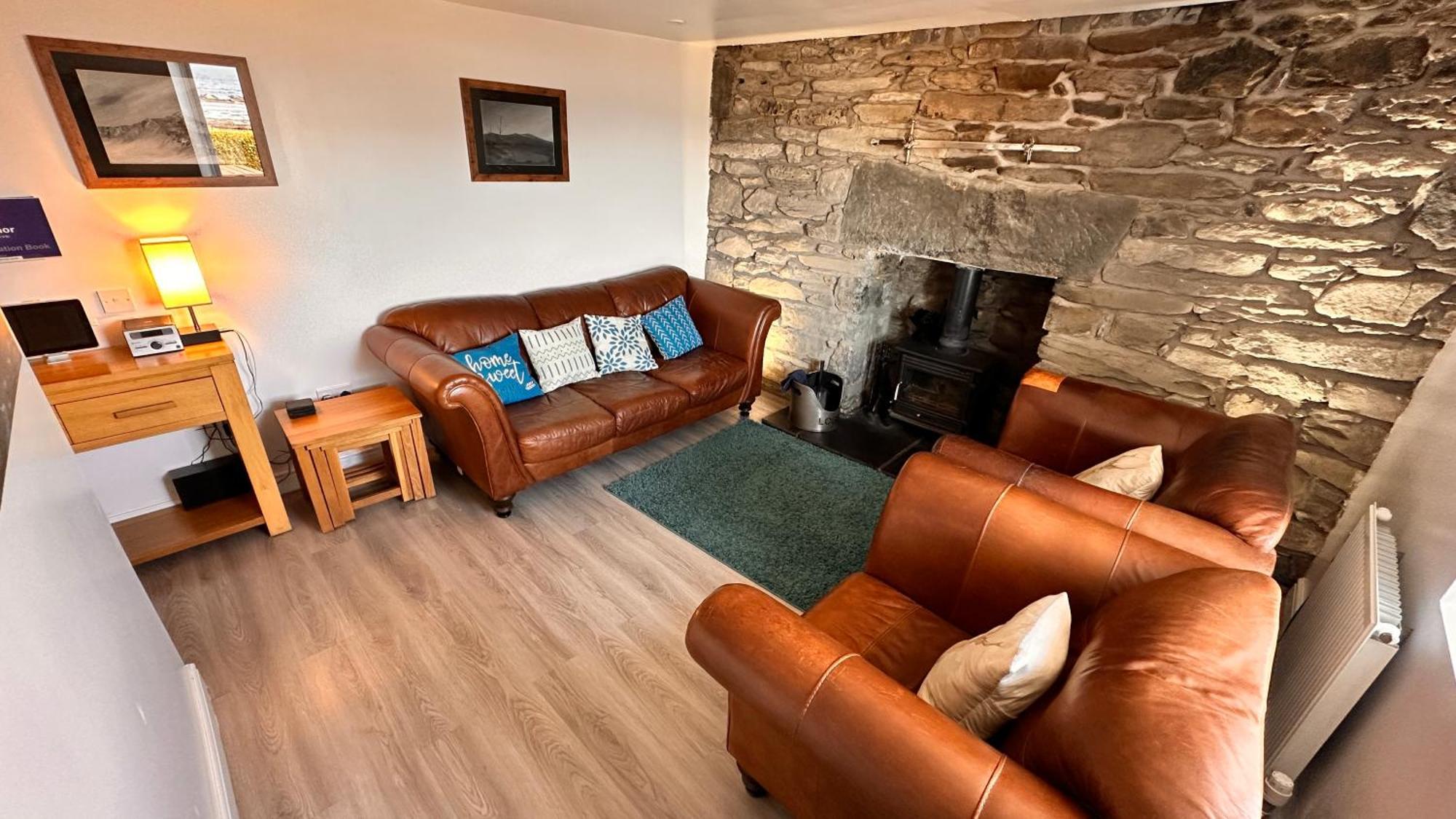 Carnmhor, Isle Of Skye - Stunning 242 Year Old Cottage On Its Own Sea Shore! Breakish Exteriér fotografie