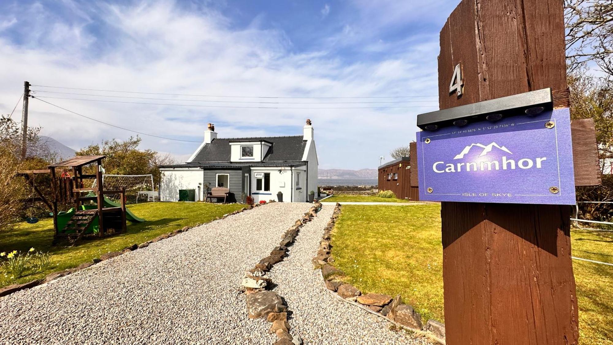 Carnmhor, Isle Of Skye - Stunning 242 Year Old Cottage On Its Own Sea Shore! Breakish Exteriér fotografie